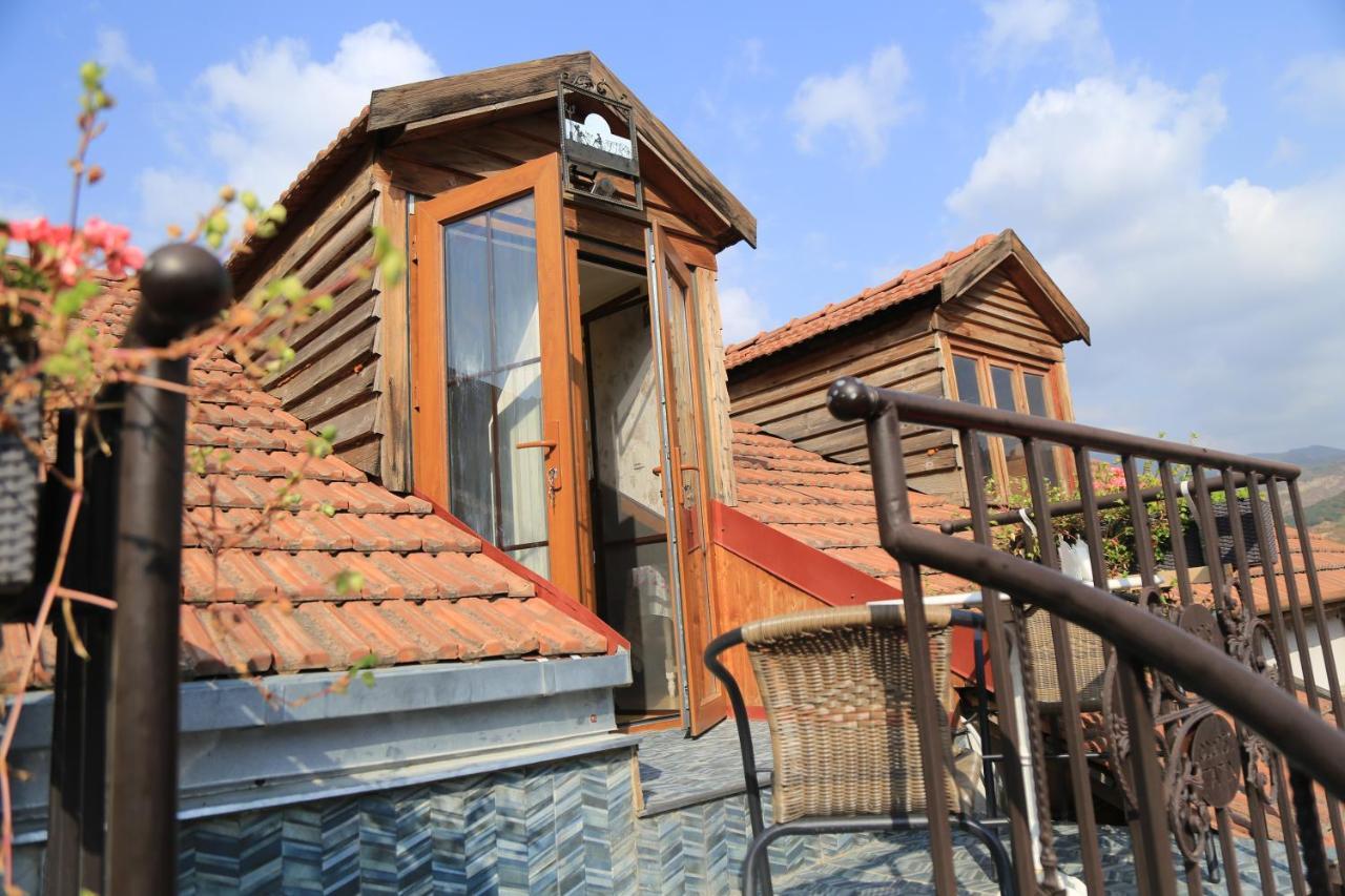 Tatin - Hotel & Cafe In Mtskheta Exterior photo