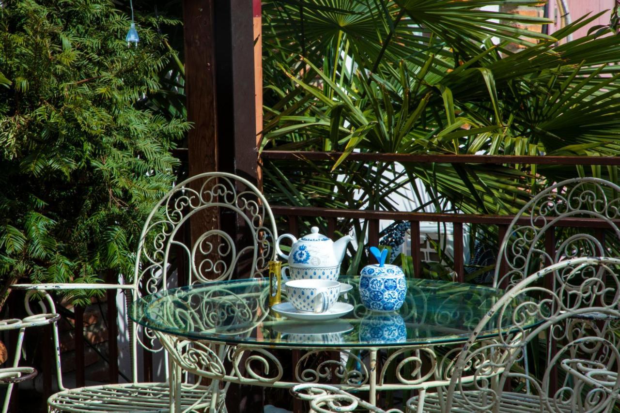 Tatin - Hotel & Cafe In Mtskheta Exterior photo